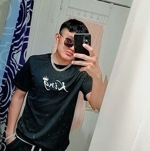 Meet your Posher, Dany